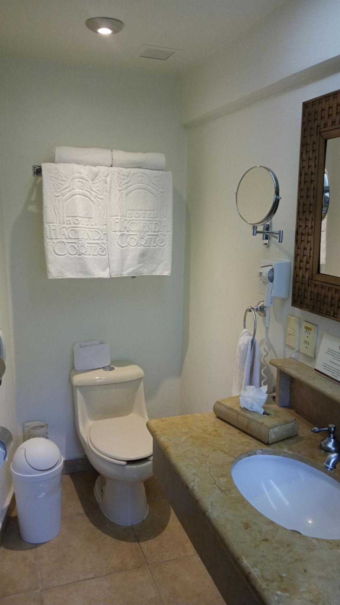 Deluxe Double Room Balcony 1